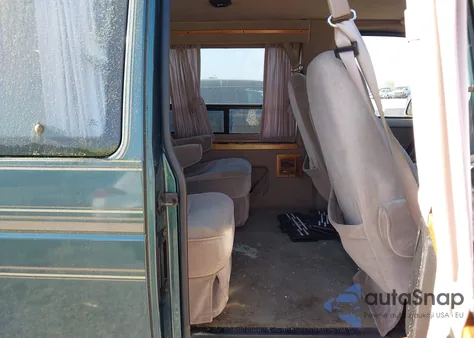 1996 Ford Econoline E150 Van из США, поврежденный, VIN 1FDEE14NOTHA76015